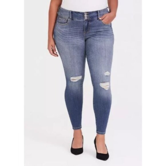 #0149 - NWT Torrid Premium Stretch High Rise Skinny Distressed Jeggings Size 30 - Picture 1 of 1